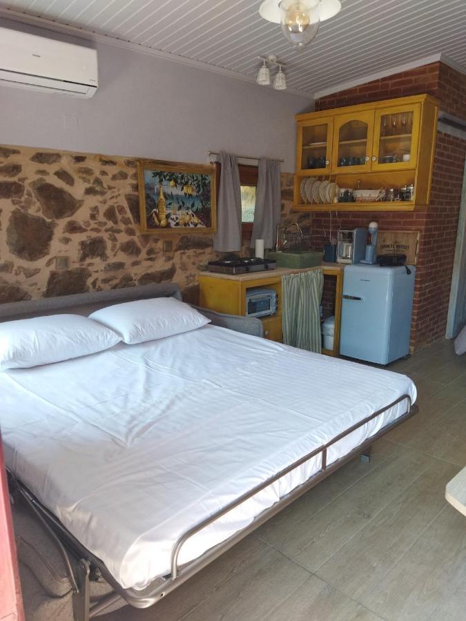 Περιβόλι Του Οδυσσέα Villa Volissos Ngoại thất bức ảnh