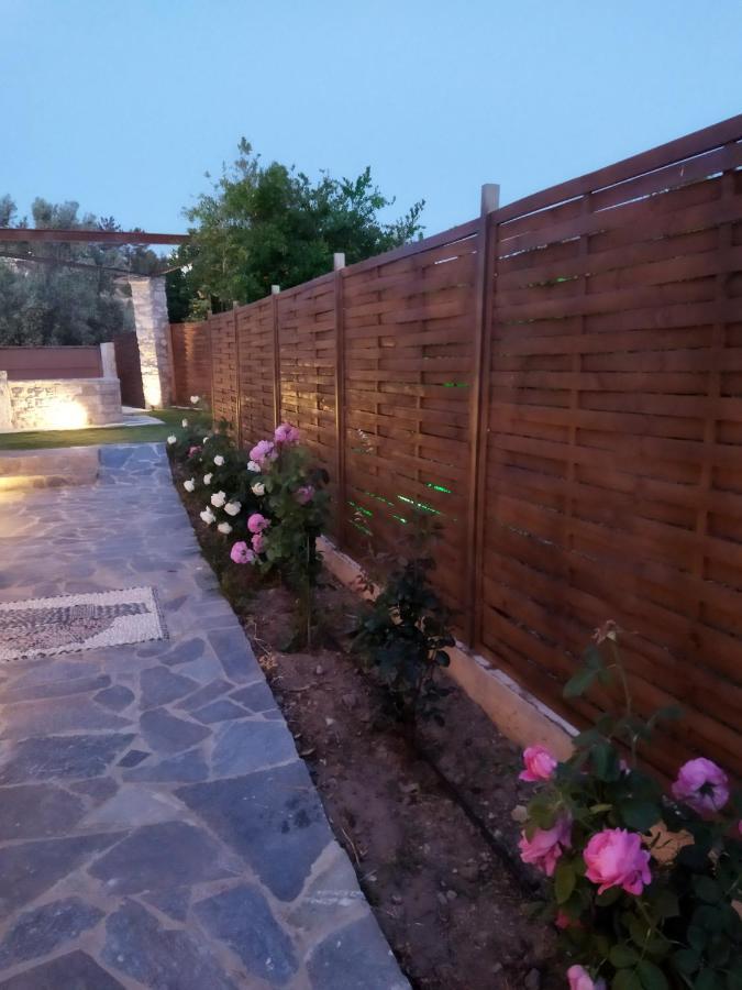 Περιβόλι Του Οδυσσέα Villa Volissos Ngoại thất bức ảnh